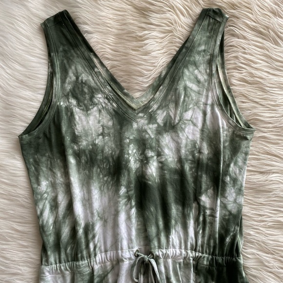 Sweaty Betty Tie Dye Green Drop Waist Athleisure Dress - Picture 3 of 10